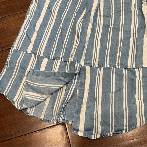 Harper Sleeveless Striped Chambray Button Up Top Extra Small - Picture 6 of 6
